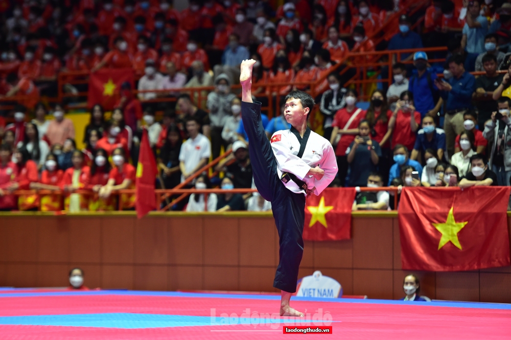 Đội tuyển Taekwondo Việt Nam tiếp tục giành được HCV nội dung quyền đồng đội nữ