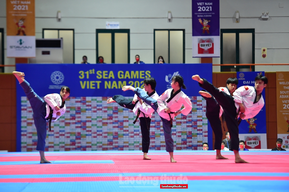 Taekwondo Việt Nam xuất sắc giành 4 Huy chương Vàng trong ngày đầu ra quân