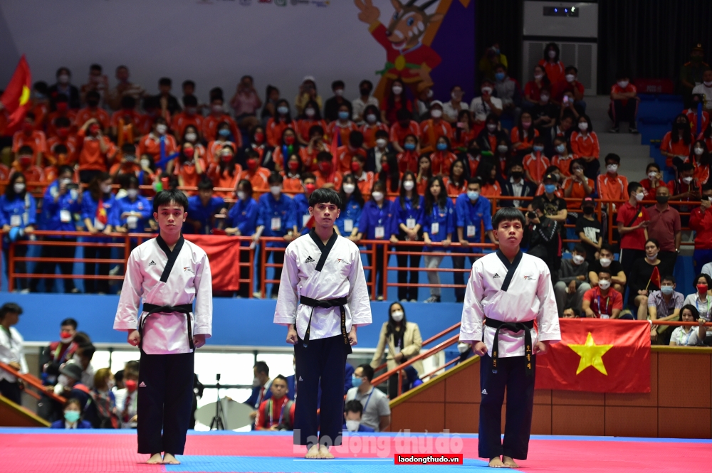 Taekwondo Việt Nam xuất sắc giành 4 Huy chương Vàng trong ngày đầu ra quân