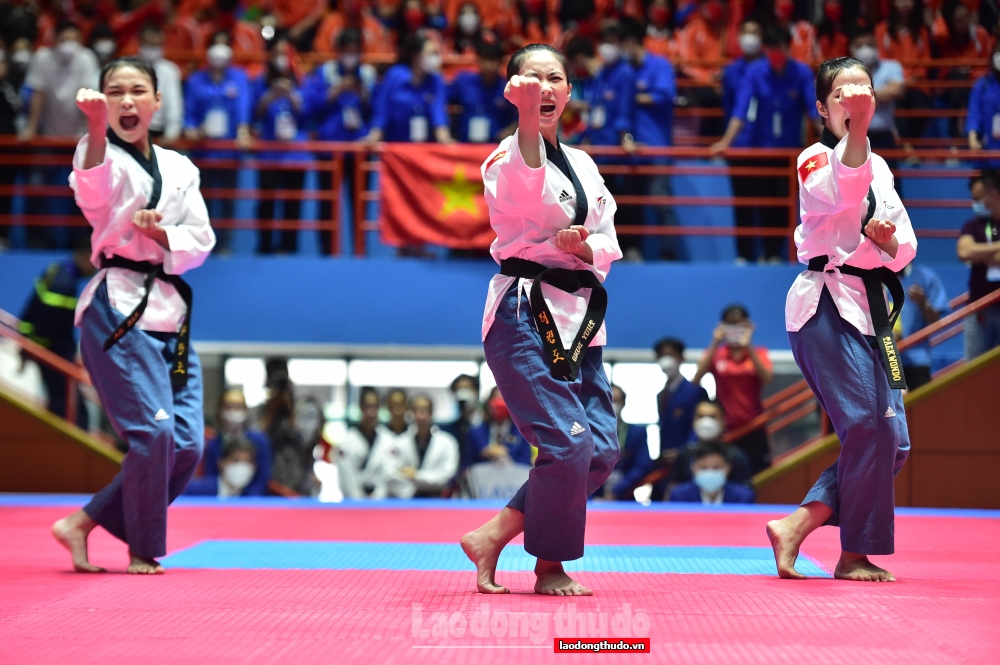 Taekwondo Việt Nam xuất sắc giành 4 Huy chương Vàng trong ngày đầu ra quân