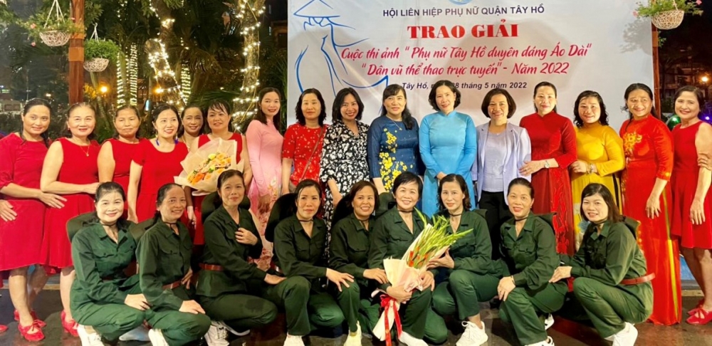 Trao giải cuộc thi ảnh 