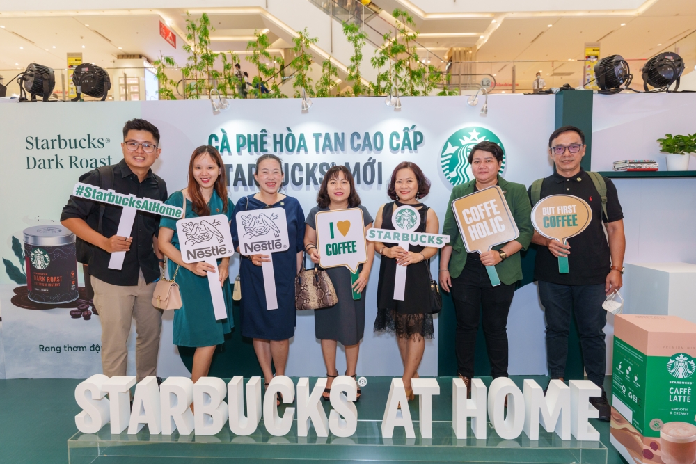 Nestlé và Starbucks hợp tác ra mắt cà phê hòa tan cao cấp Starbucks mới tại Việt Nam