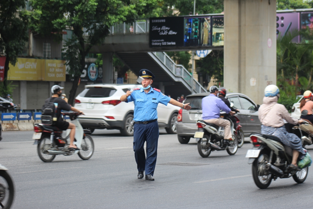 Thí điểm phân làn trên trục đường Nguyễn Trãi: Cần làm triệt để, linh hoạt