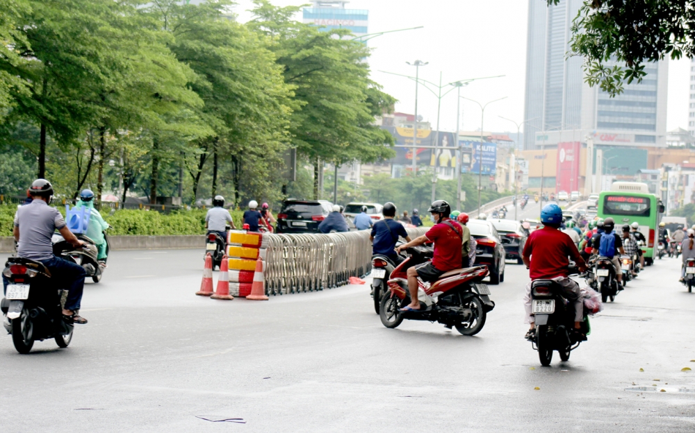 Từ việc phân làn giao thông trục đường Nguyễn Trãi: Không làm quyết liệt, thí điểm khó thành công!