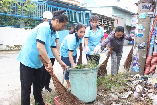 TP.HCM: Phụ nữ chung tay bảo vệ môi trường