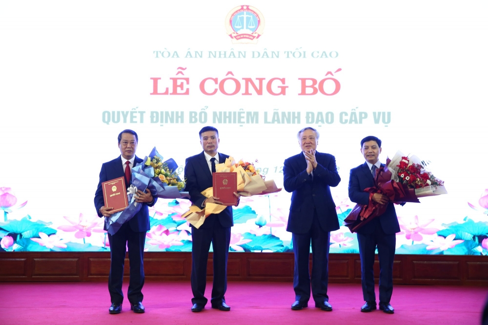 Bổ nhiệm Tổng biên tập báo Công Lý và hai lãnh đạo cấp vụ của tòa án tối cao