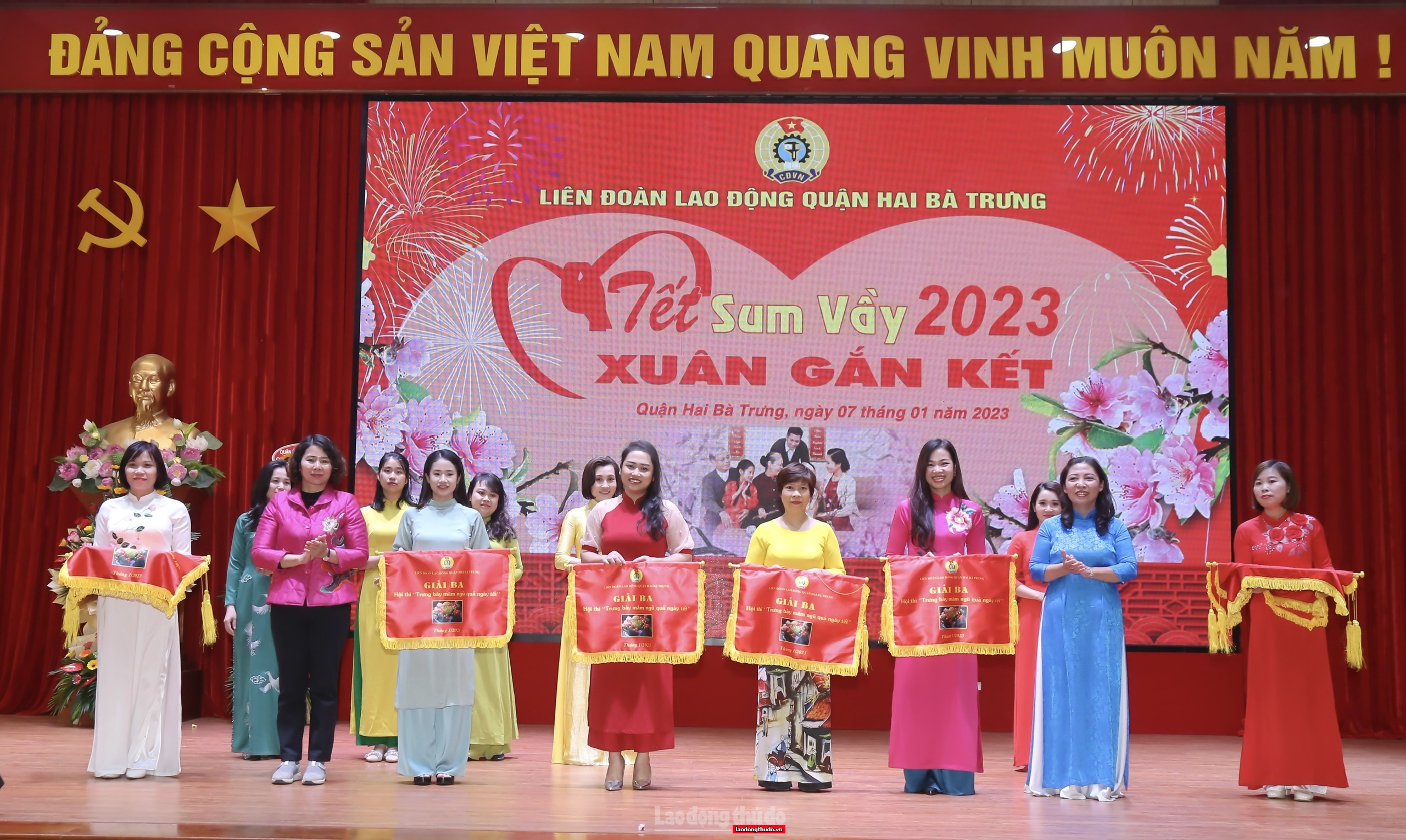 LĐLĐ quận Hai Bà Trưng: “Tết sum vầy - Xuân gắn kết” đượm nghĩa tình