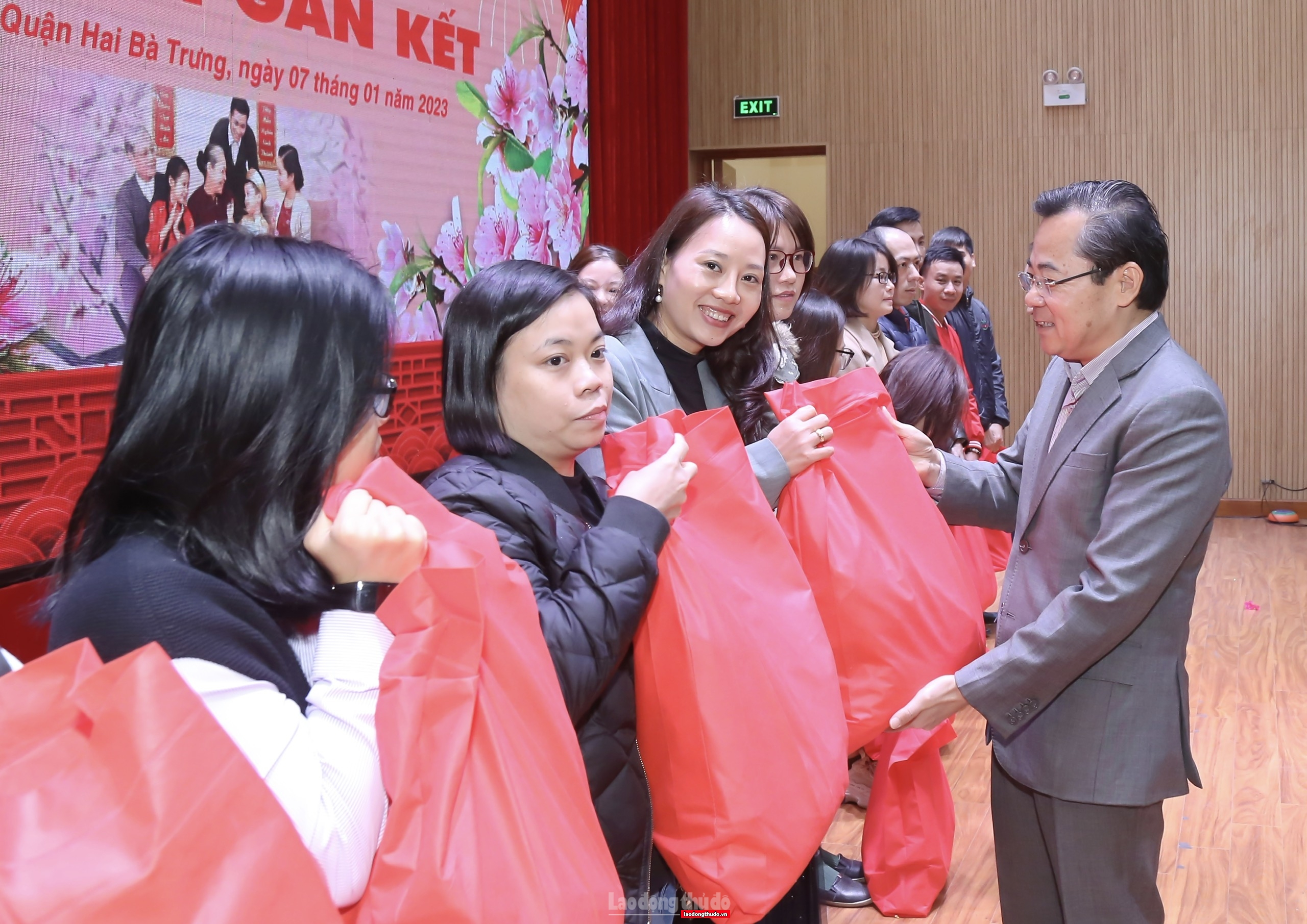 LĐLĐ quận Hai Bà Trưng: “Tết sum vầy - Xuân gắn kết” đượm nghĩa tình