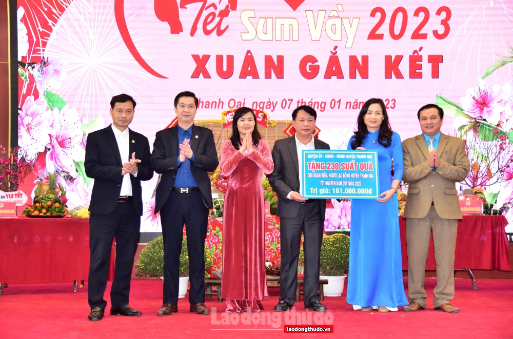 Huyện Thanh Oai: Ấm áp “Tết sum vầy - Xuân gắn kết”