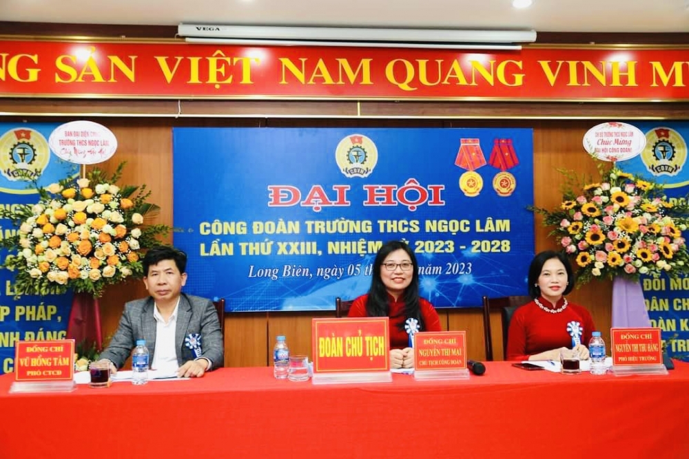 Đẩy mạnh các phong trào thi đua đáp ứng yêu cầu đổi mới giáo dục