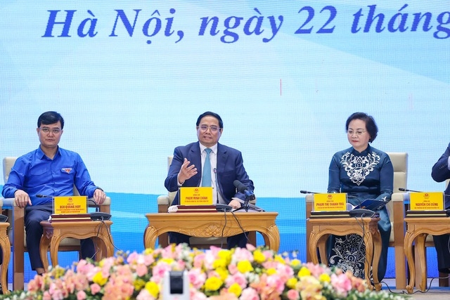 Phát huy hơn nữa tinh thần 