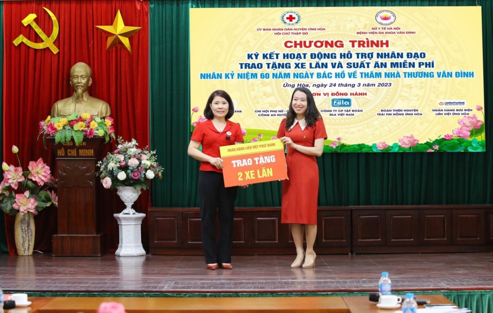 Hội Chữ thập đỏ huyện Ứng Hoà đồng hành, chia sẻ với những người có hoàn cảnh khó khăn