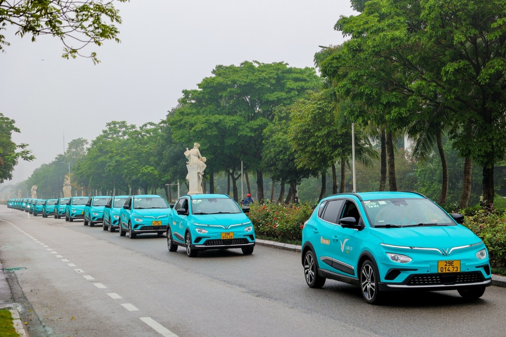 Khai trương hãng taxi thuần điện đầu tiên tại Việt Nam