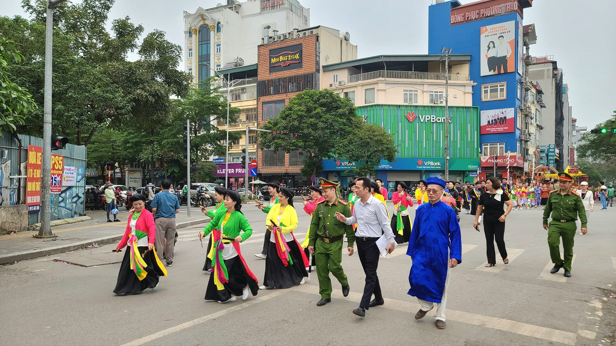 Phục dựng toàn bộ nghi thức dân gian tại lễ hội Chùa Láng