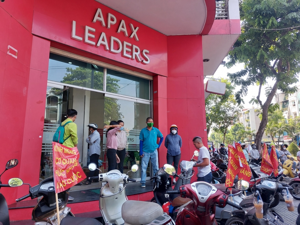 Đình chỉ hoạt động 40 trung tâm Apax Leaders ở TP.HCM