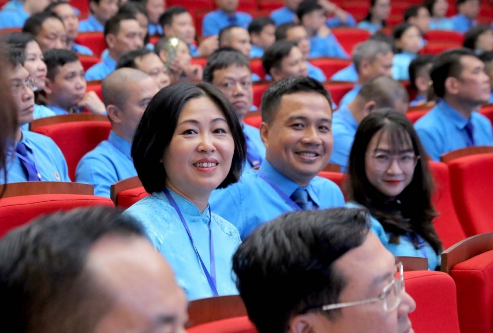 TRỰC TUYẾN HÌNH ẢNH: Đại hội Công đoàn Tổng Công ty Vận tải Hà Nội lần thứ IV