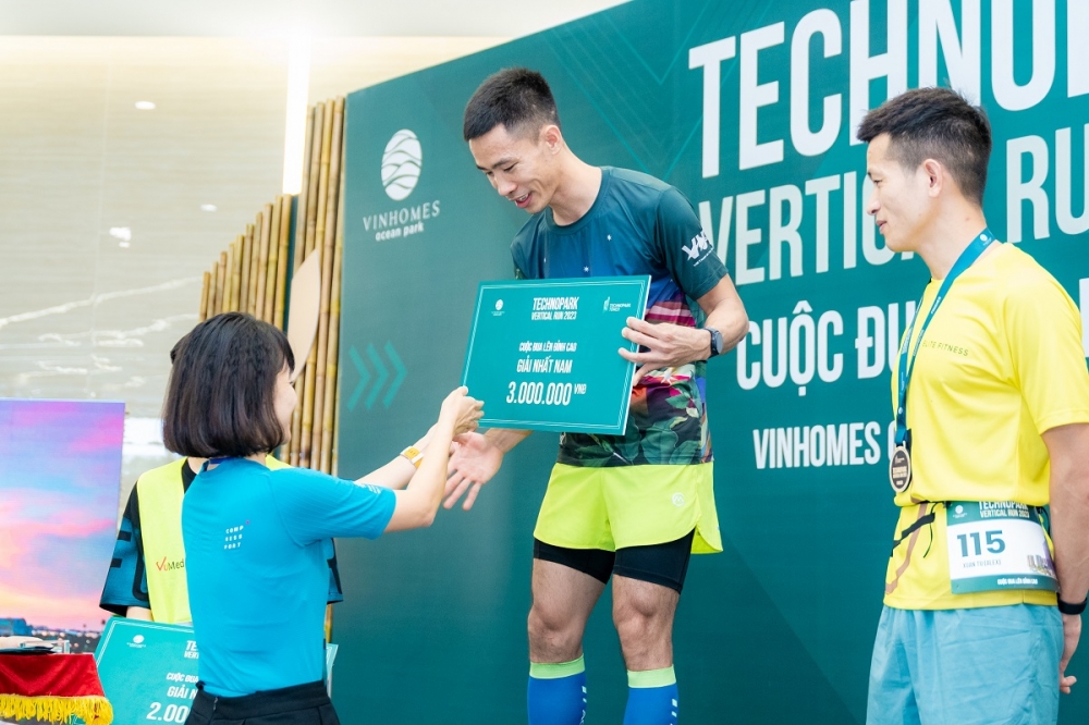 TechnoPark Vertical Run 2023 - Chinh phục tòa nhà thông minh theo tiêu chuẩn TOP10 thế giới