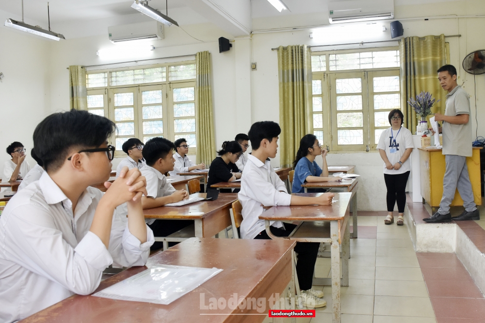 Chiều nay (27/6), thí sinh làm thủ tục dự thi tốt nghiệp Trung học phổ thông