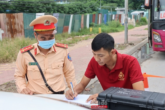 Xử lý hơn 600 trường hợp vi phạm luật giao thông trong ngày 29/10