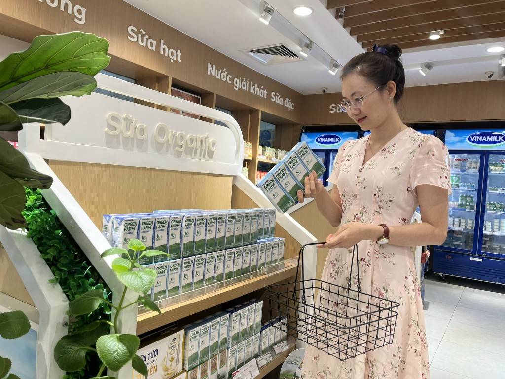 Vinamilk giành giải Vàng chất lượng cho sữa tươi và sữa hạt tại giải Monde Selection (Bỉ)