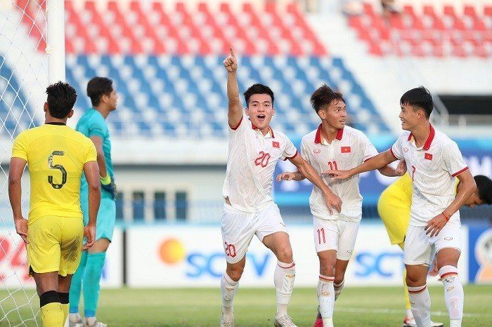 Thắng đẹp Malaysia, U23 Việt Nam hiên ngang tiến vào chung kết