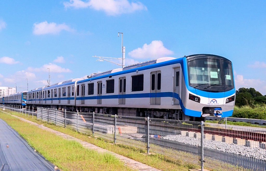 TP.HCM: Chạy thử nghiệm toàn tuyến metro số 1