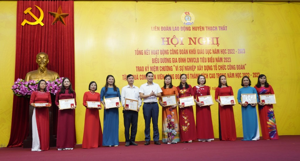 LĐLĐ huyện Thạch Thất tổng kết hoạt động công đoàn khối Giáo dục năm học 2022-2023