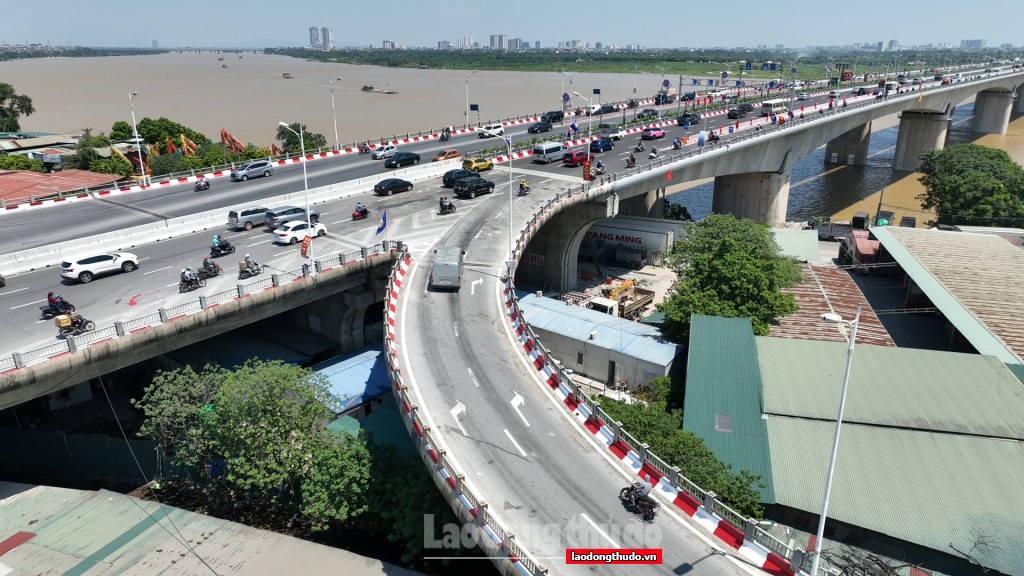 Cầu Vĩnh Tuy không còn là "điểm đen" ùn tắc trong giờ cao điểm