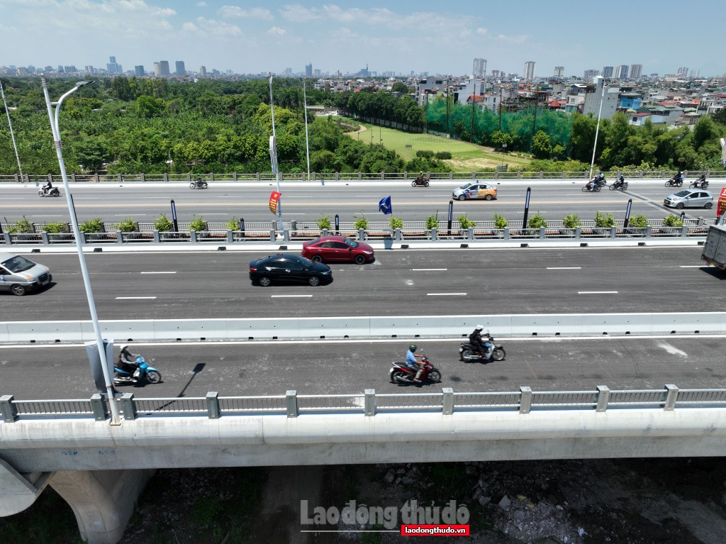 Cầu Vĩnh Tuy không còn là "điểm đen" ùn tắc trong giờ cao điểm