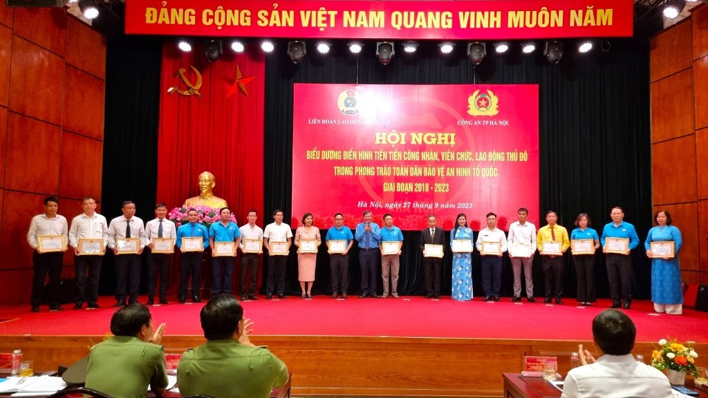 Hà Nội: Biểu dương điển hình tiên tiến trong phong trào toàn dân bảo vệ an ninh Tổ quốc