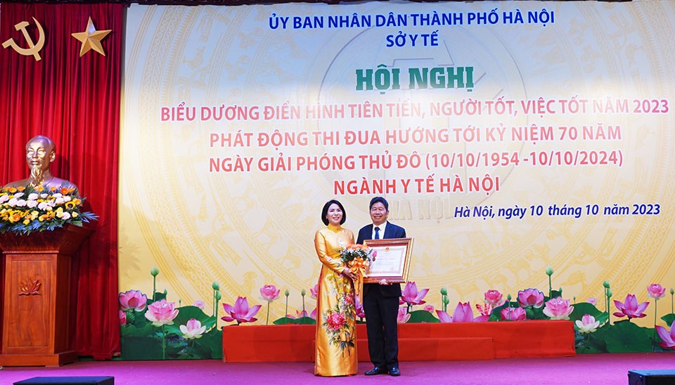 Ngành Y tế Hà Nội biểu dương 176 gương điển hình tiên tiến, người tốt, việc tốt