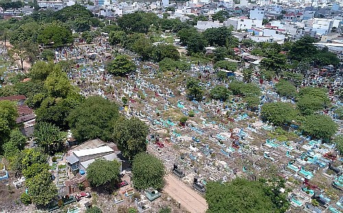 TP.HCM: Đề xuất tăng quỹ đất công cộng dự án di dời nghĩa trang Bình Hưng Hòa