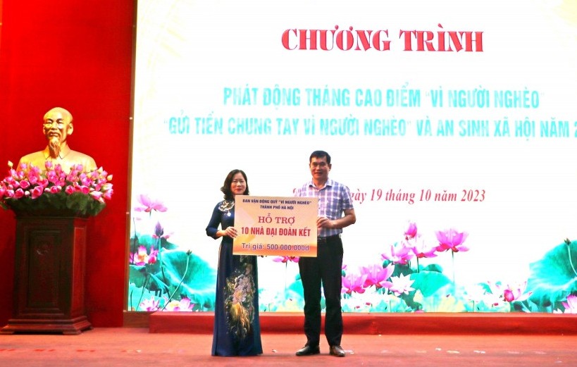 Sơn Tây: Phát động Tháng cao điểm “Vì người nghèo”