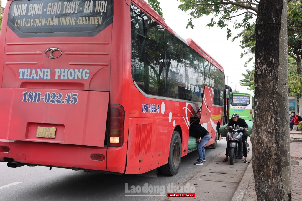 Tăng cường công tác kiểm tra, xử lý vi phạm hoạt động kinh doanh vận tải hành khách