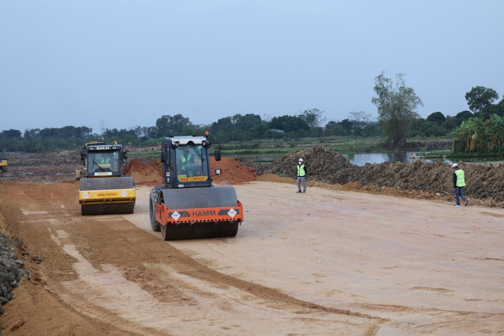 Dành 657 nghìn tỉ đồng đầu tư công, chủ yếu cho các dự án hạ tầng giao thông