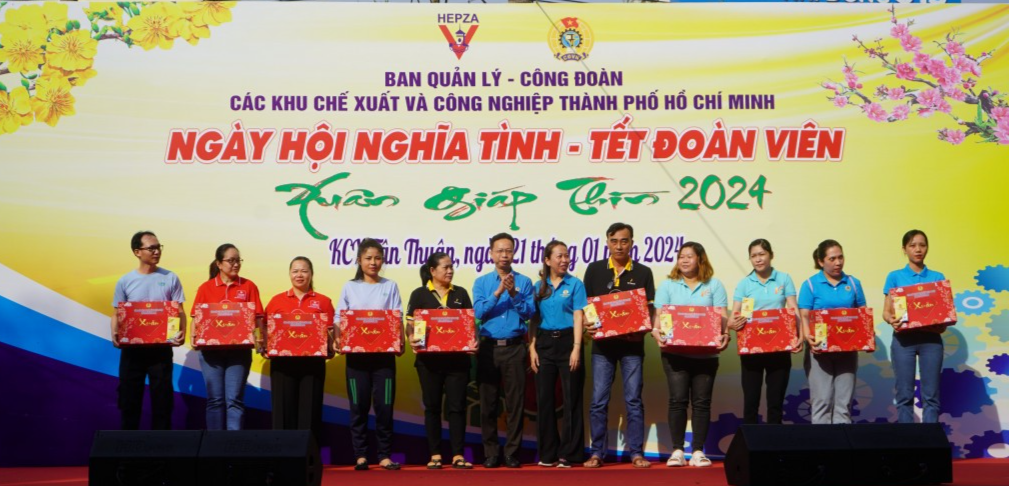 TP.HCM: Nhiều hoạt động chăm lo người game bài uy tín
 khó khăn dịp Tết Nguyên đán