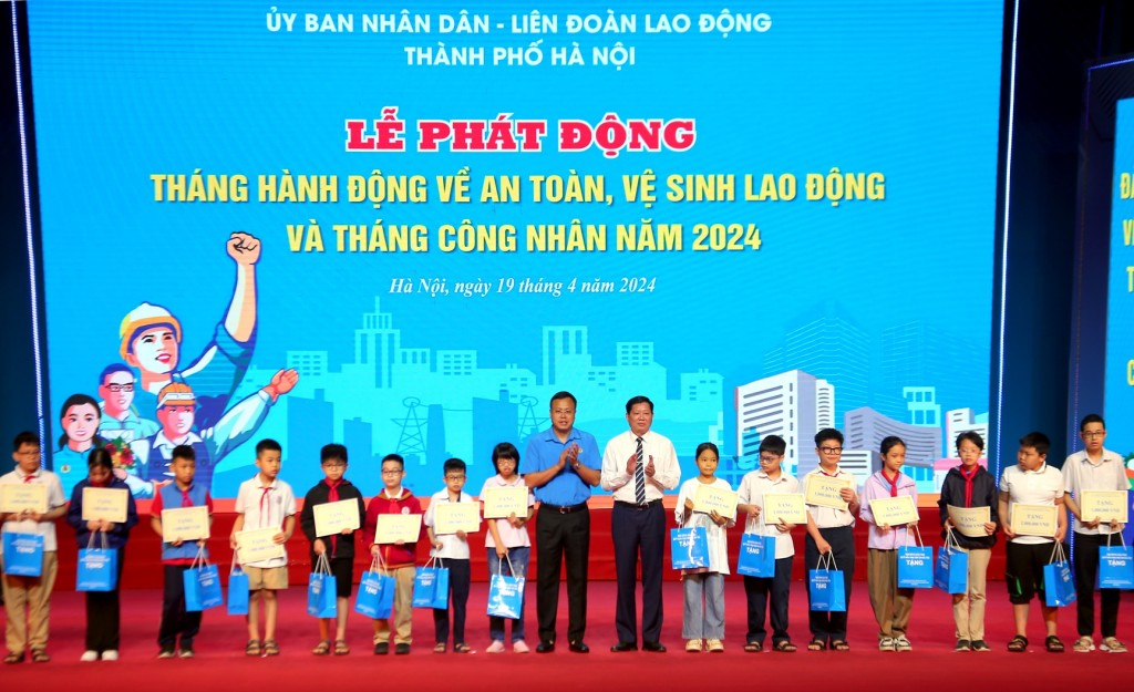 Nhiều hoạt động hướng về người game bài uy tín
 trong Tháng Công nhân, Tháng hành động về ATVSLĐ