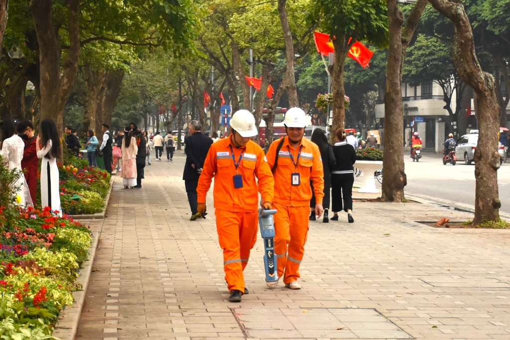 EVNHANOI: Sẵn sàng các phương án đảm bảo cung ứng điện trên địa bàn Thủ đô dịp nghỉ lễ