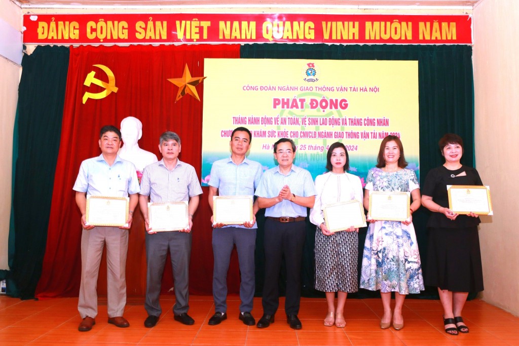 Công đoàn ngành Giao thông Hà Nội: Triển khai Tháng công nhân thiết thực, hiệu quả