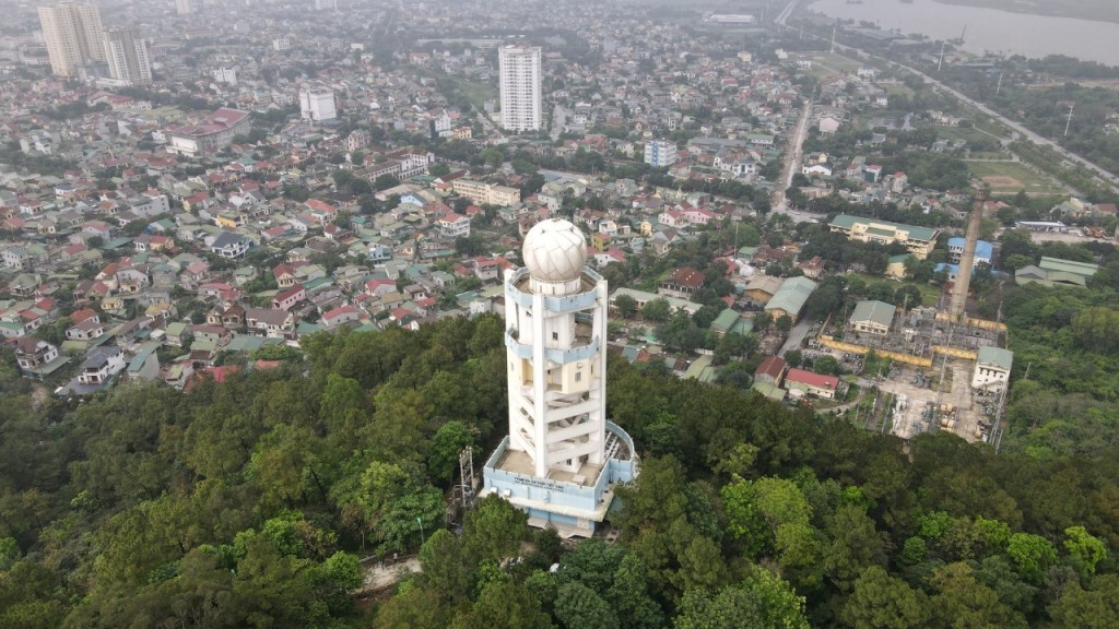 Công việc của những người “bắt mạch ông trời”