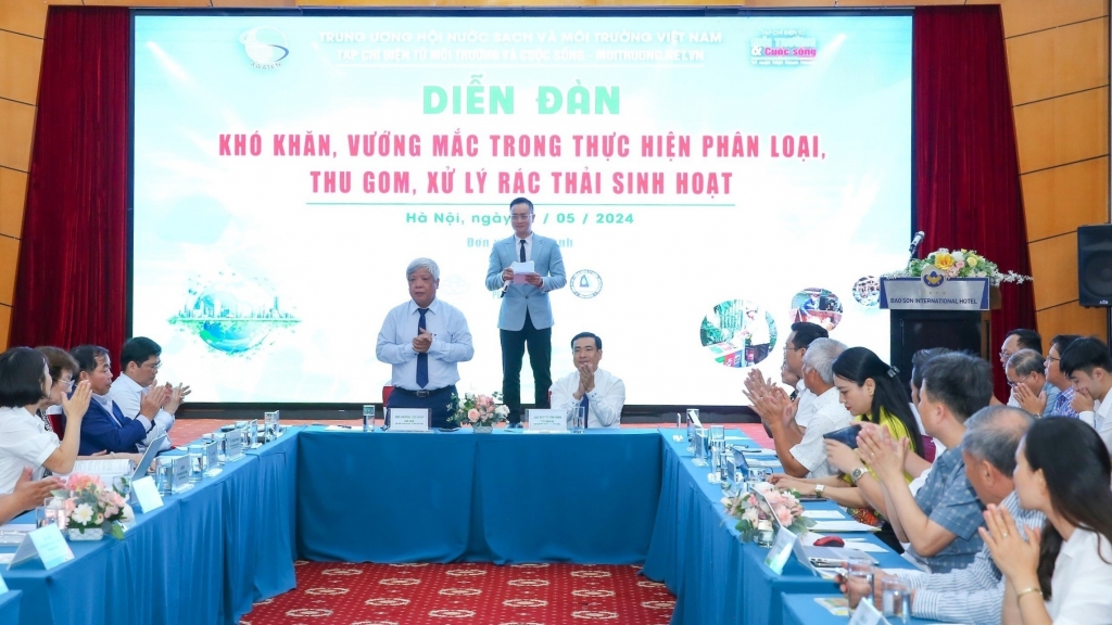 Giải pháp tháo gỡ khó khăn, vướng mắc trong thực hiện phân loại, thu gom, xử lý rác thải sinh hoạt