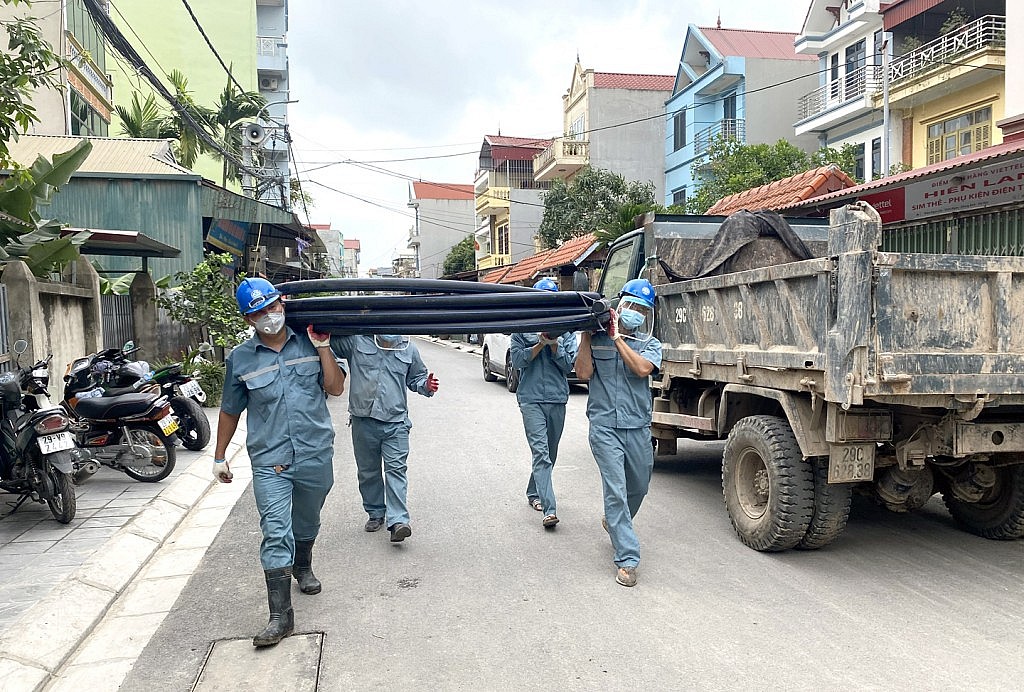 Nỗ lực đảm bảo nhu cầu nước sạch mùa hè