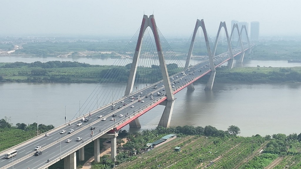 Hà Nội ngày nắng, chiều và đêm có mưa rào và dông nhiều nơi