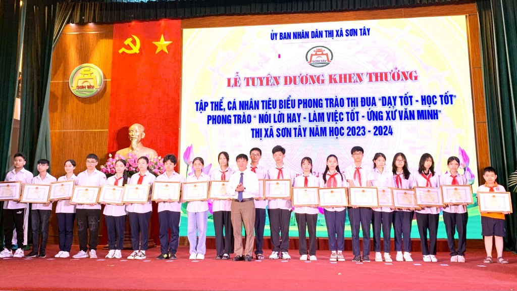 Sơn Tây: Nỗ lực xây dựng phong trào thi đua “Dạy tốt - Học tốt”