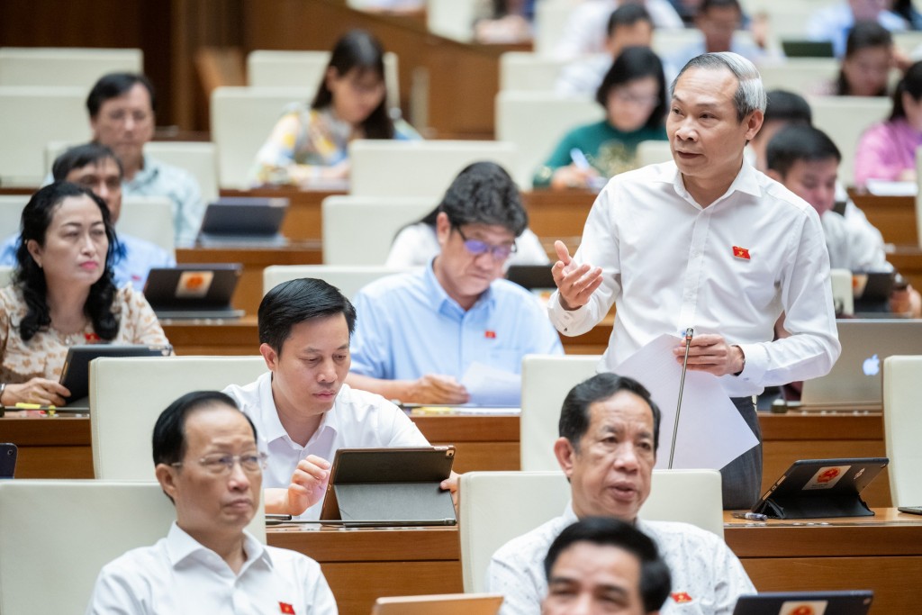 Đại biểu Quốc hội: Gây ô nhiễm môi trường không chỉ có phương tiện giao thông