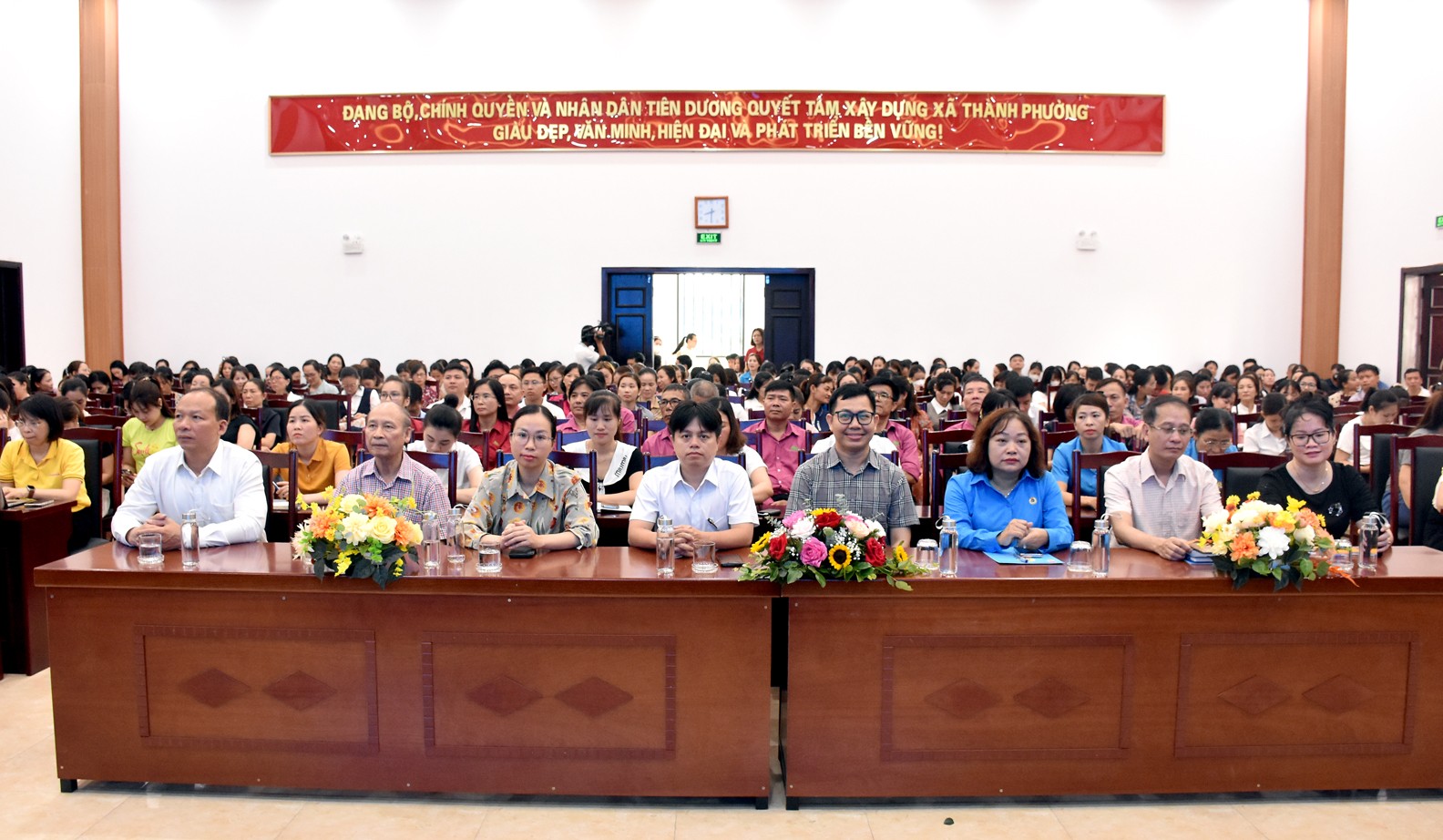 TRỰC TUYẾN HÌNH ẢNH: “Những điều cần biết về chế độ bảo hiểm xã hội và chính sách liên quan đến người game bài uy tín
”