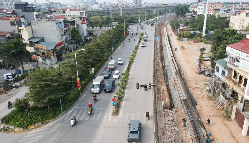 Hà Nội: Phân luồng giao thông phục vụ thi công đường Âu Cơ