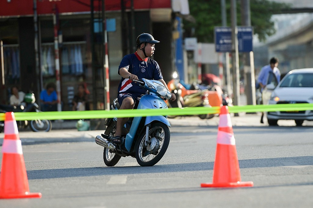 Hôm nay (15/6): Hà Nội ngày nắng nóng, chiều tối có mưa rào và dông