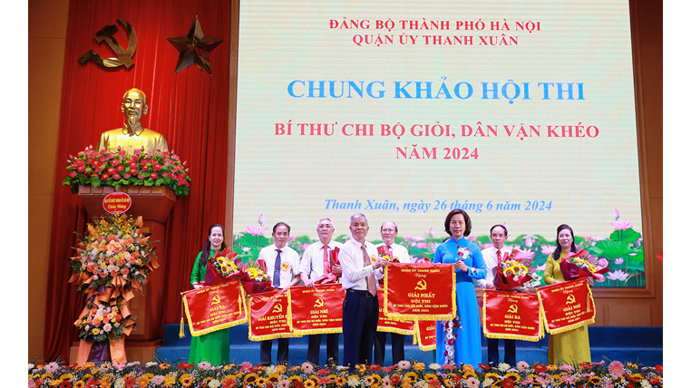 Quận Thanh Xuân: 8 thí sinh xuất sắc thi chung khảo Hội thi Bí thư chi bộ giỏi, dân vận khéo