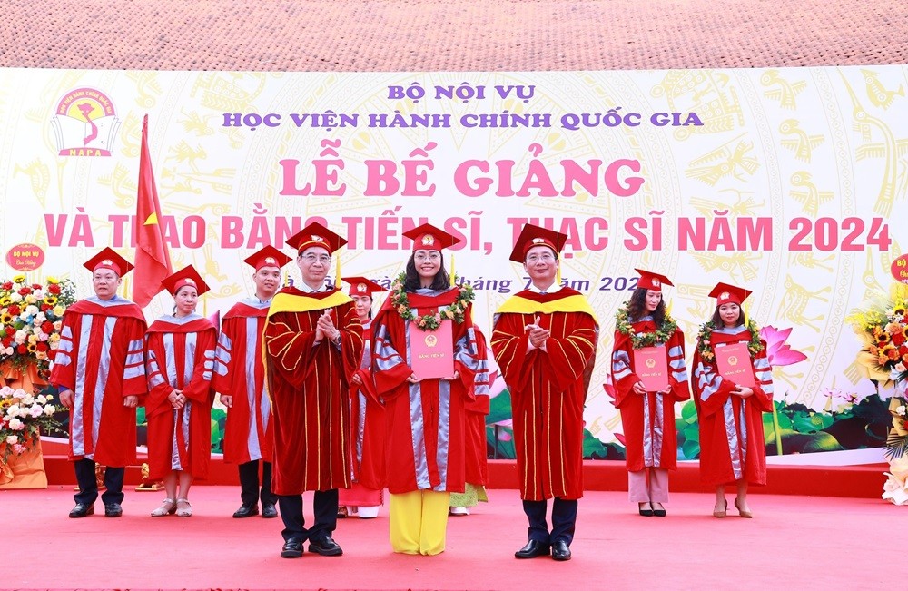 Nhiều dấu ấn đậm nét trong hoạt động đào tạo sau đại học